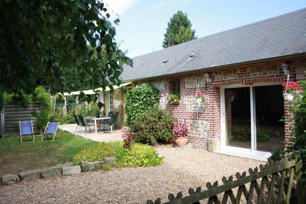 L'Ecurie D'Hubert Villa Gerponville Exterior foto